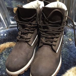 Timberlands for men in great shape.